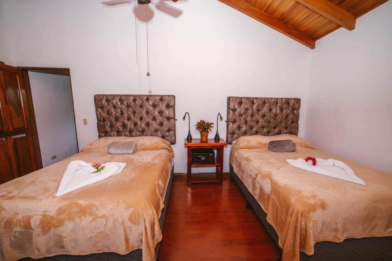 Luna Inn B&B Ciudad Cariari Exterior foto